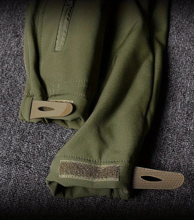 Water-resistant Camouflage Hooded Fleece Jacket and Pants Set for Men Multi-Pocket Design Ideal for Outdoor Wear Autumn and Winter WardBoyzPROShop