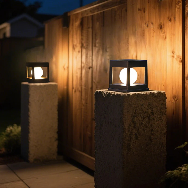Solar Post Light Outdoor Post Caps Lights Solar Fence Post Lamp Pillar Lamps Waterproof for Wooden Posts Patio Camping Dec